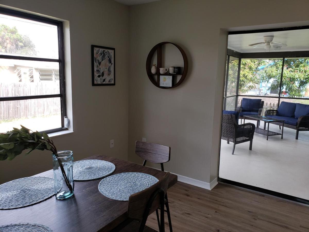 Shell Near The Sea, 2-Br Pet Friendly Home Venice Exterior photo